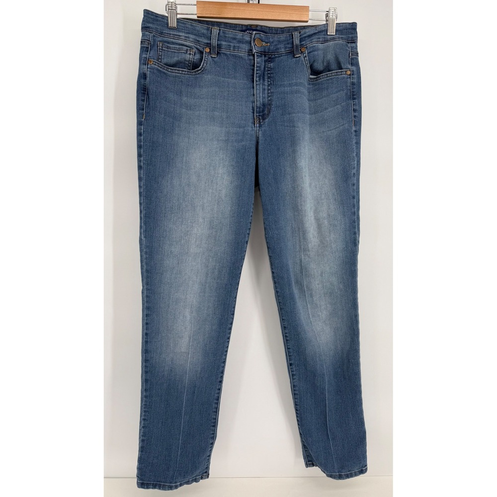 Bandolino Caroline Slim Jeans Womens Sz 12 Medium Wash Blue Stretch Straight Leg